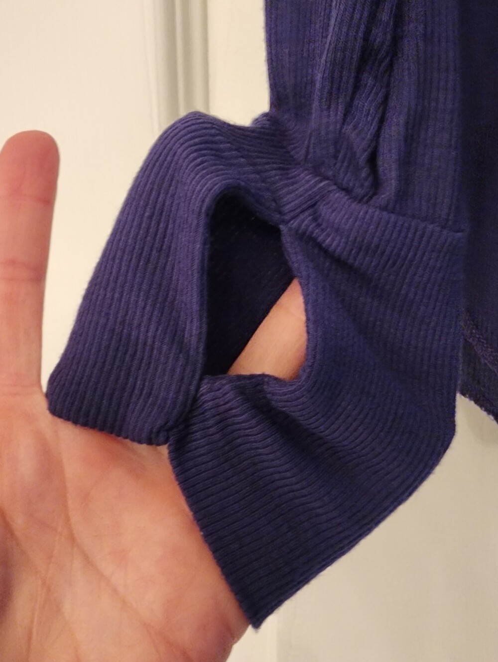 Michael Lauren Alick Ribbed Crewneck In Navy W/ Thumbhole Sleeve Sz SM - Picture 8 of 11